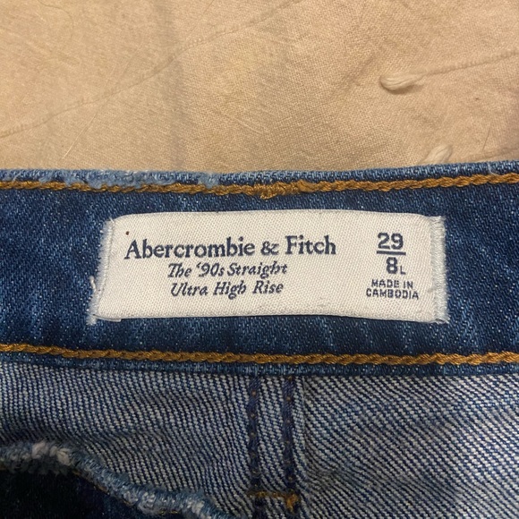 Ultra High Rise 90s Straight Jean - Picture 8 of 9